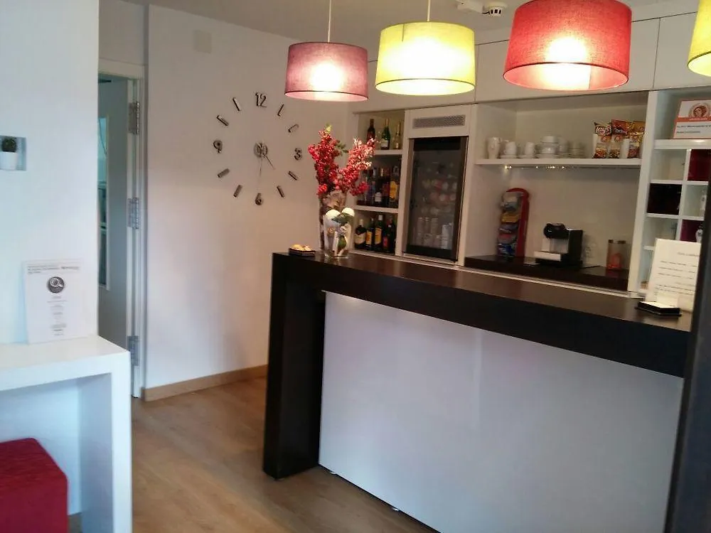 Guest house Hostal Boutique Los Geranios Del Pinar Torremolinos