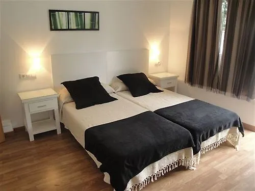 Guest house Hostal Boutique Los Geranios Del Pinar Torremolinos