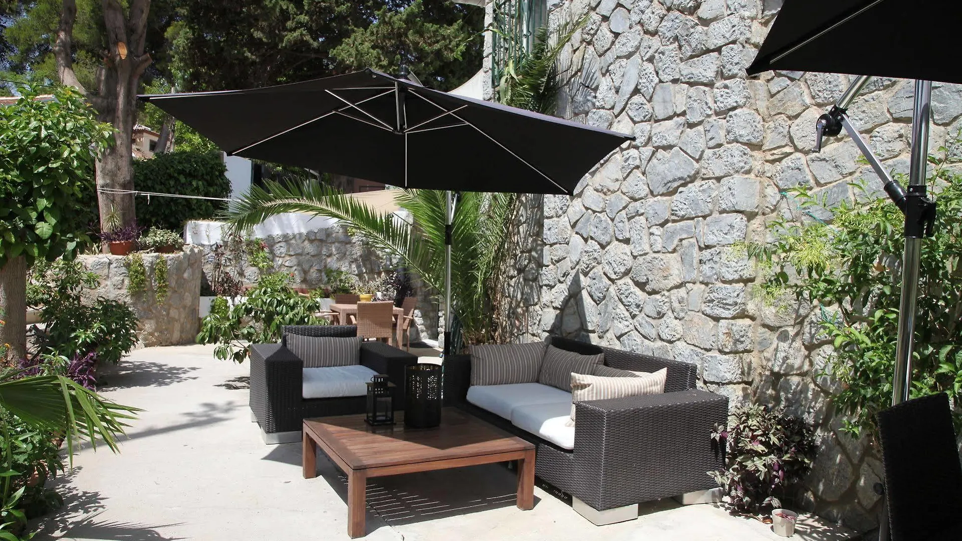 Guest house Hostal Boutique Los Geranios Del Pinar Torremolinos