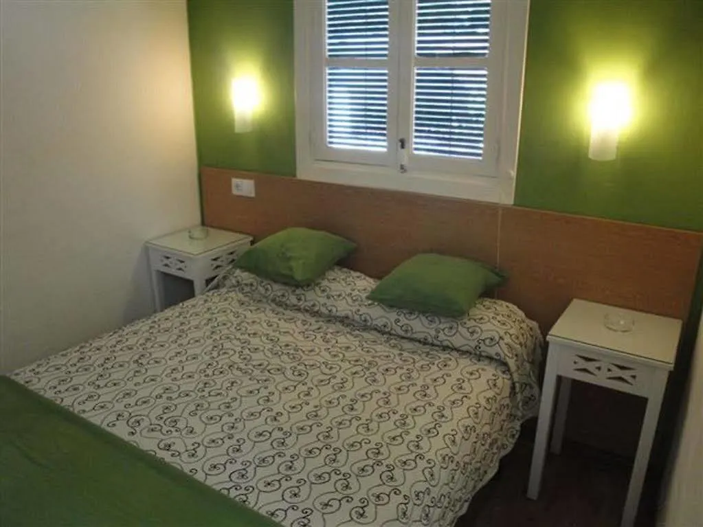 Hostal Boutique Los Geranios Del Pinar Torremolinos 0*,  Spain