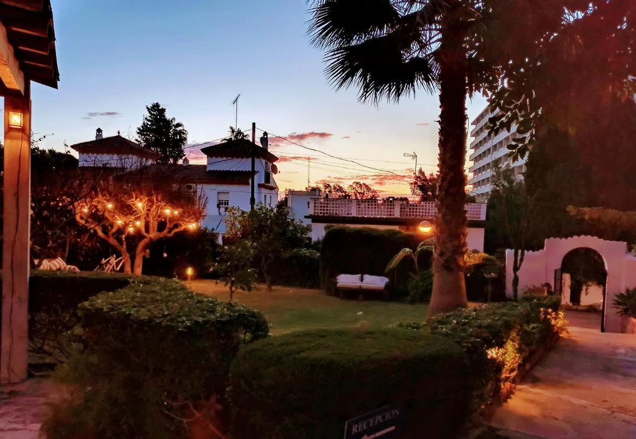 Guest house Hostal Boutique Los Geranios Del Pinar Torremolinos